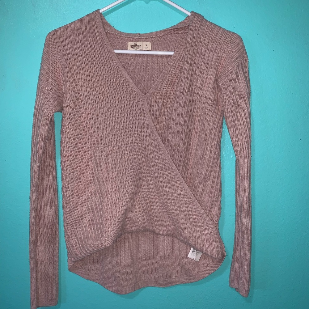 Hollister sweater